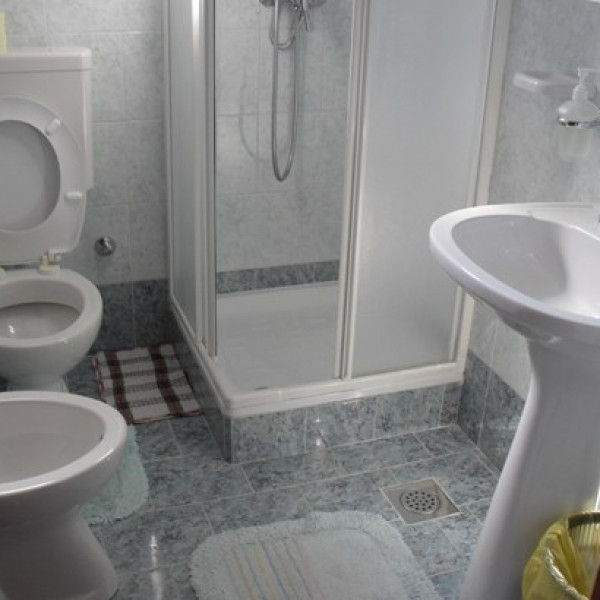 Bathroom / WC, Villa Silvio, Mesites Croatia Praha